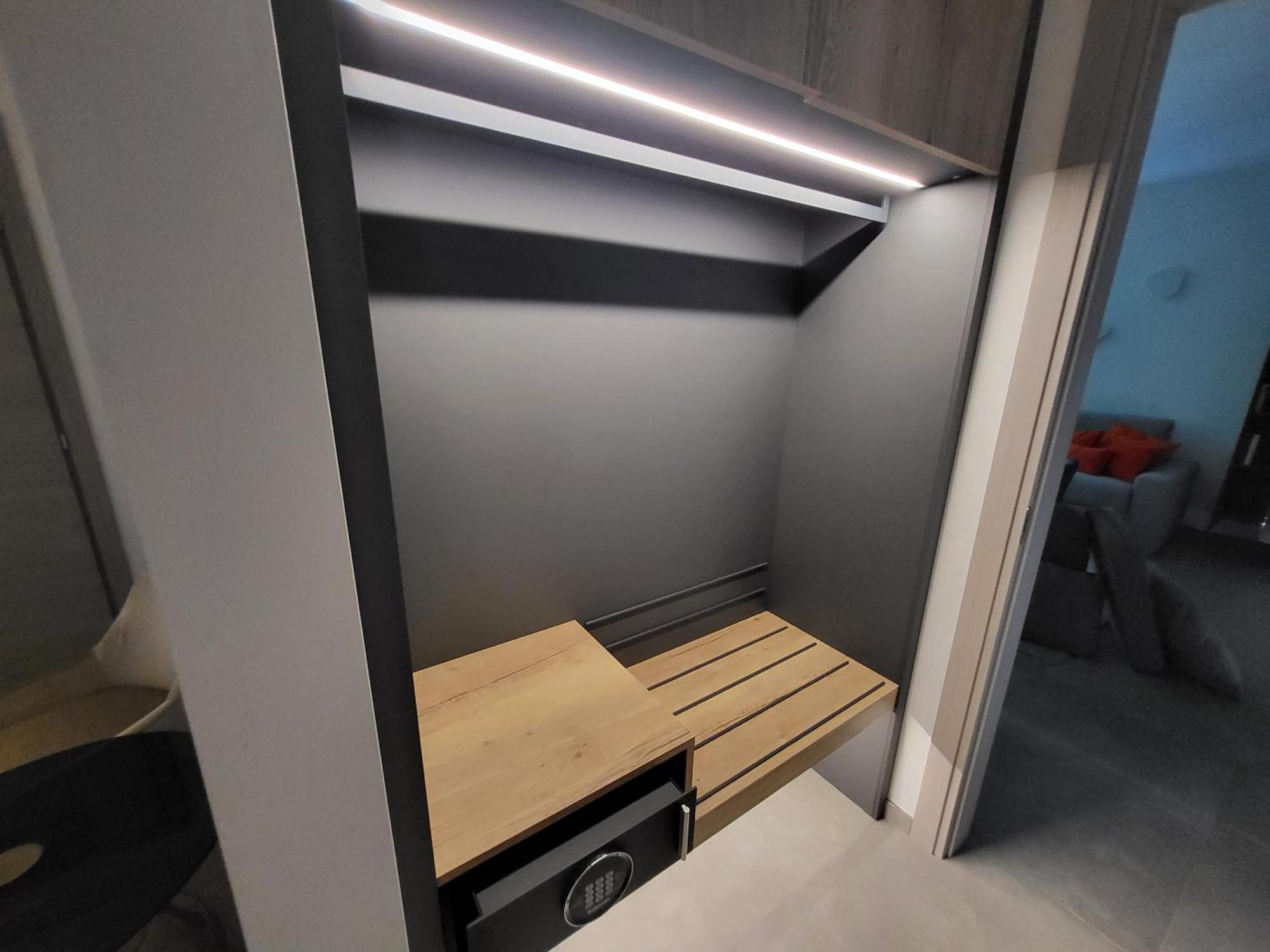 Attilio High Living Suites - Adults Only Torri Del Benaco Cameră foto